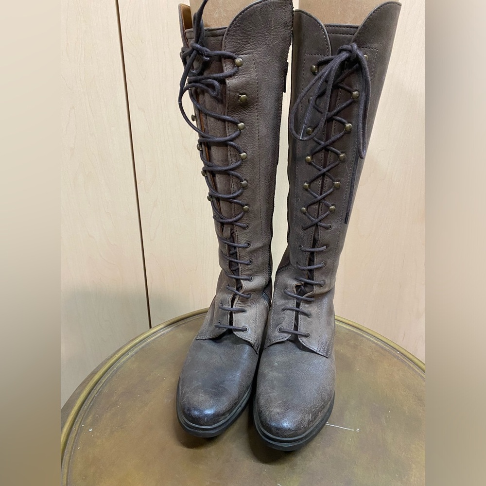 Hunter Lace Up Boots